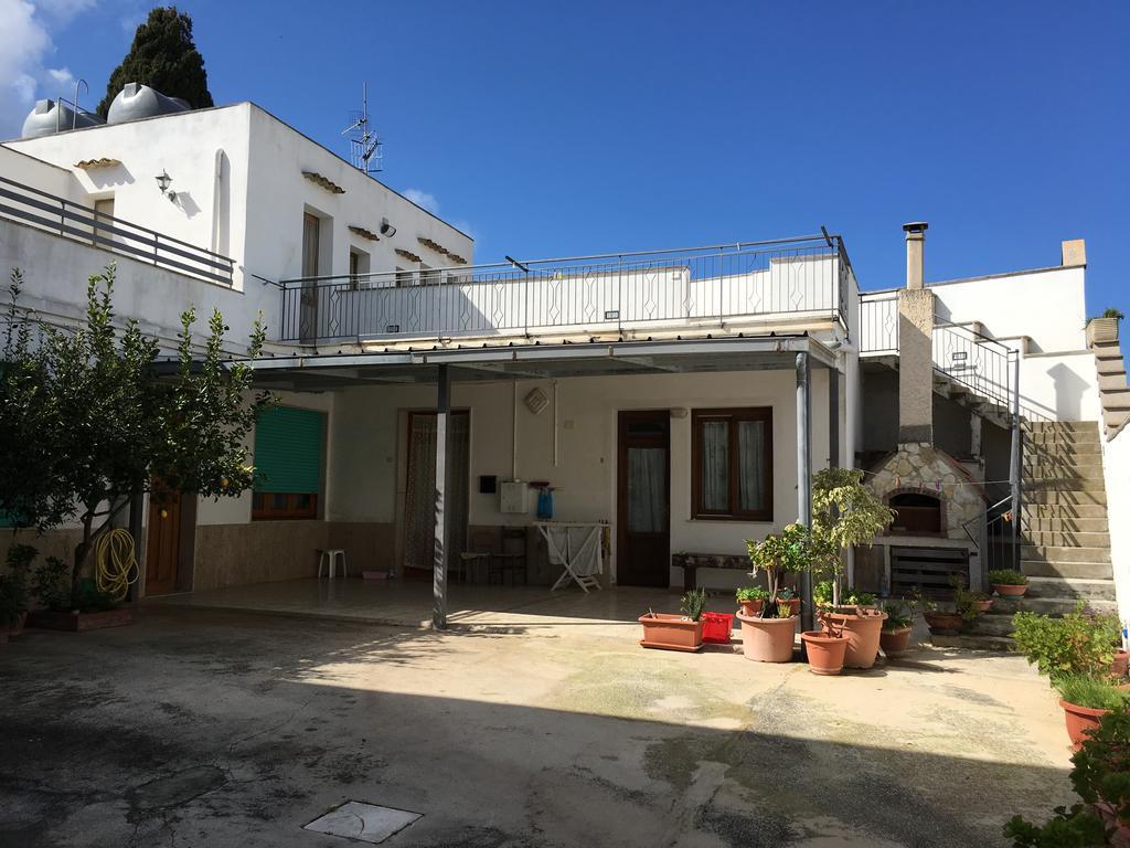 Camere Con Terrazzino Valderice Luaran gambar