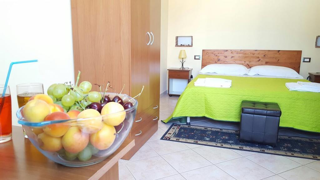 Camere Con Terrazzino Valderice Luaran gambar